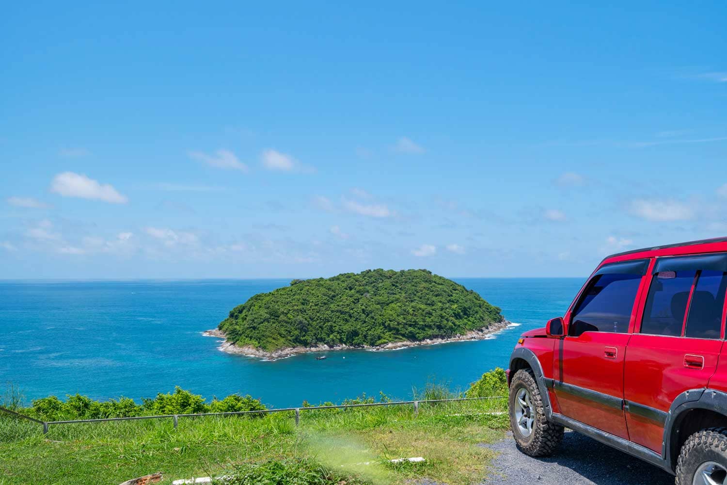 UBI RENT - Rental cars, scooters, bicycles and excursions by boat, catamaran, trekking and more - Olbia - Sardinia - 4x4 Car