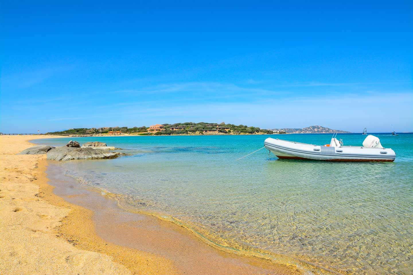 UBI RENT - Rental cars, scooters, bicycles and excursions by boat, catamaran, trekking and more - Olbia - Sardinia - Dinghy