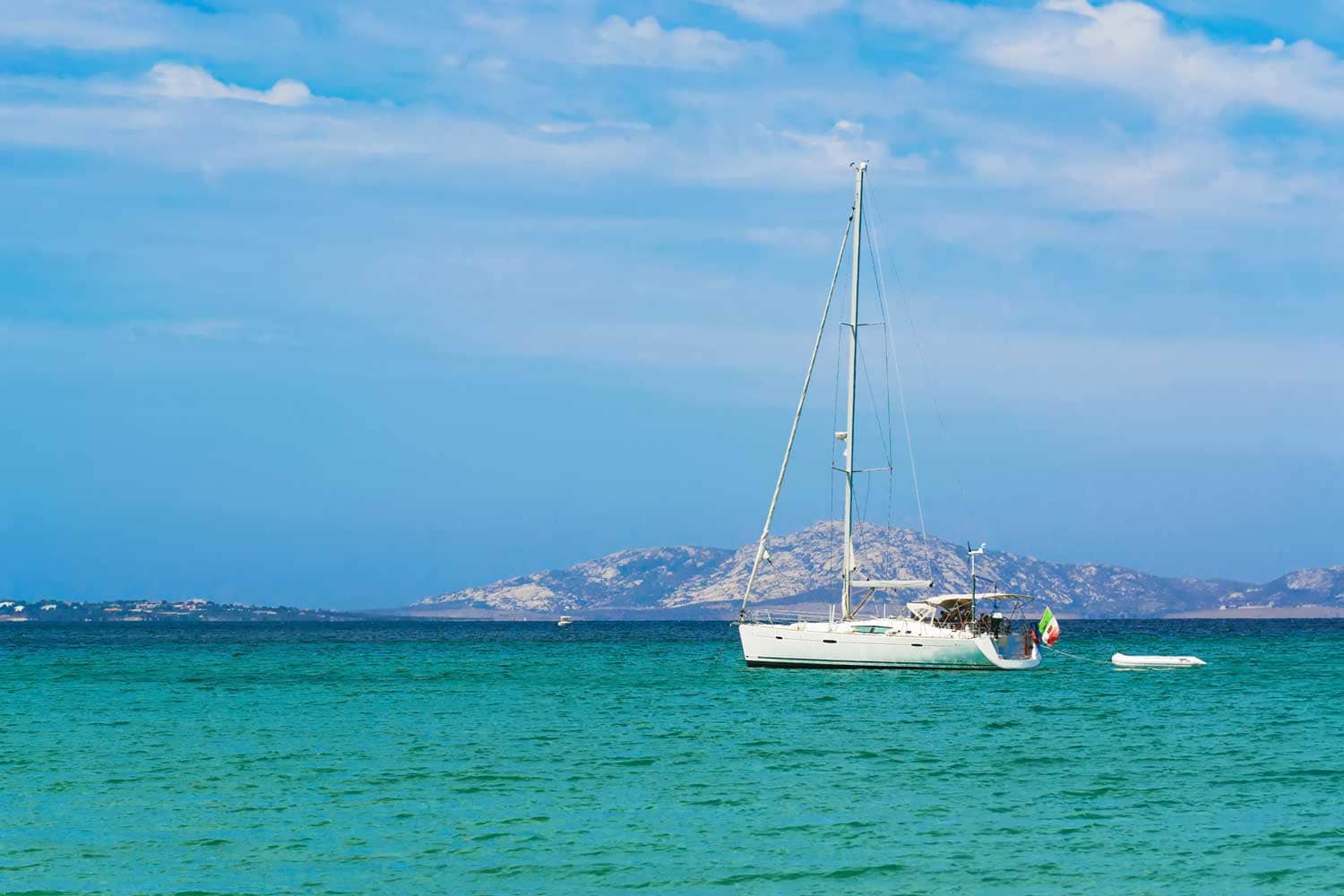 UBI RENT - Rental cars, scooters, bicycles and excursions by boat, catamaran, trekking and more - Olbia - Sardinia - Sailboat Rental